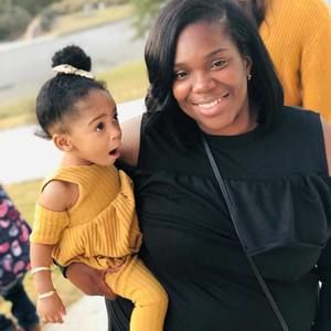 Meet your Posher, Desirea